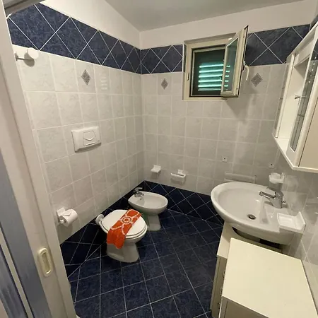 Mit Wallbox By Interhome *